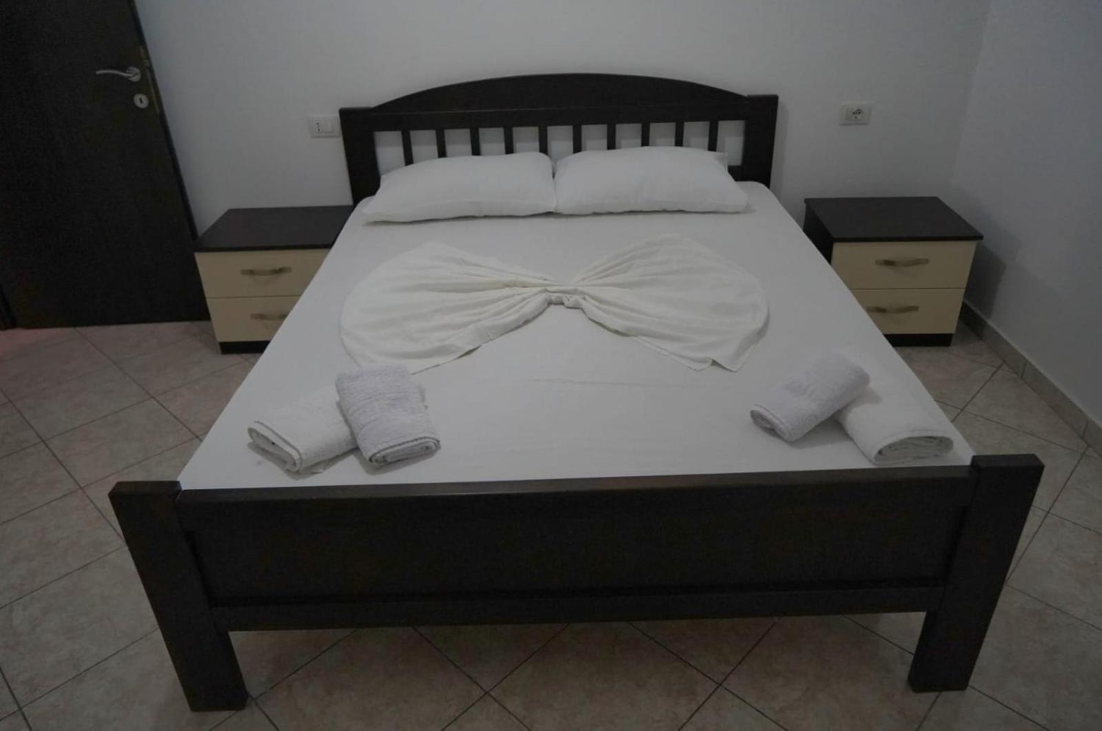 Hotel Restaurant Globi Velipojë المظهر الخارجي الصورة