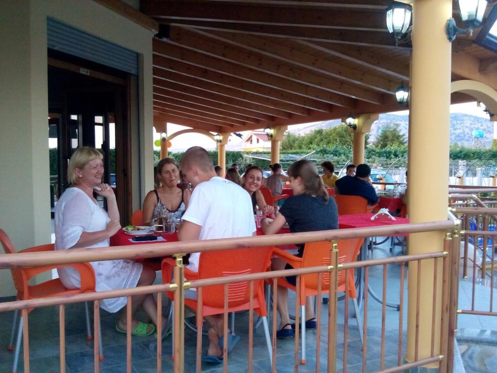 Hotel Restaurant Globi Velipojë المظهر الخارجي الصورة