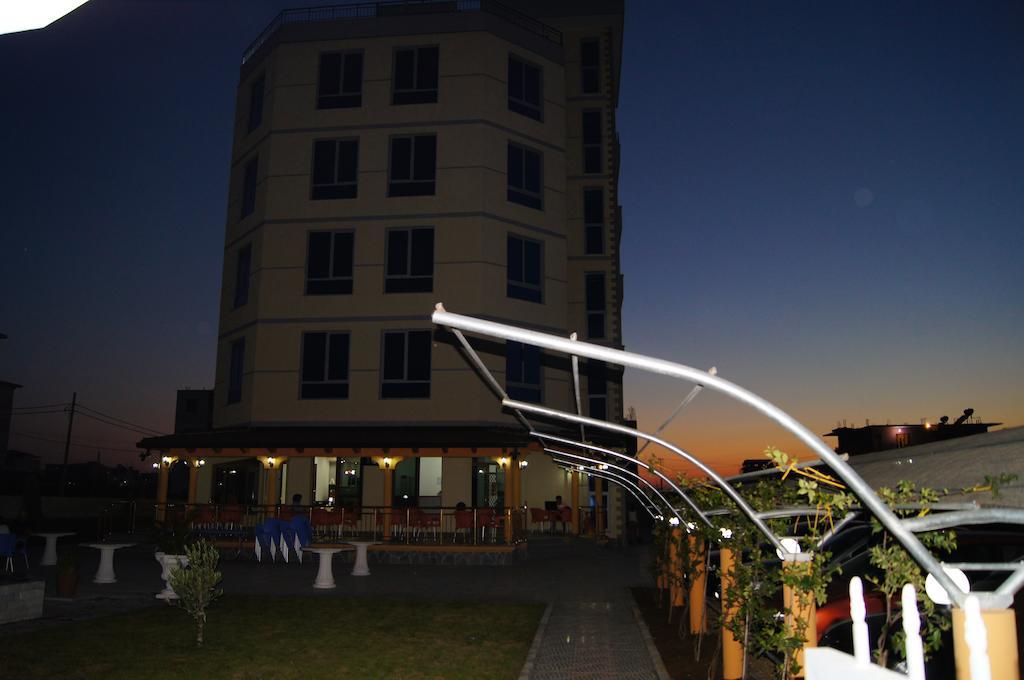 Hotel Restaurant Globi Velipojë المظهر الخارجي الصورة