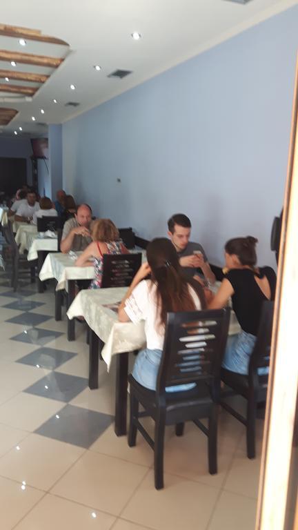 Hotel Restaurant Globi Velipojë المظهر الخارجي الصورة