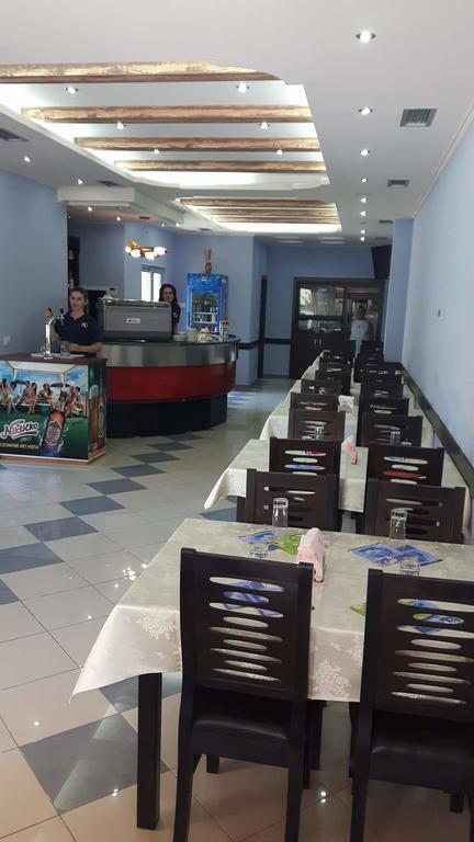 Hotel Restaurant Globi Velipojë المظهر الخارجي الصورة